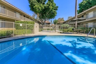 230 E Chapman Ave, Placentia, CA 92870