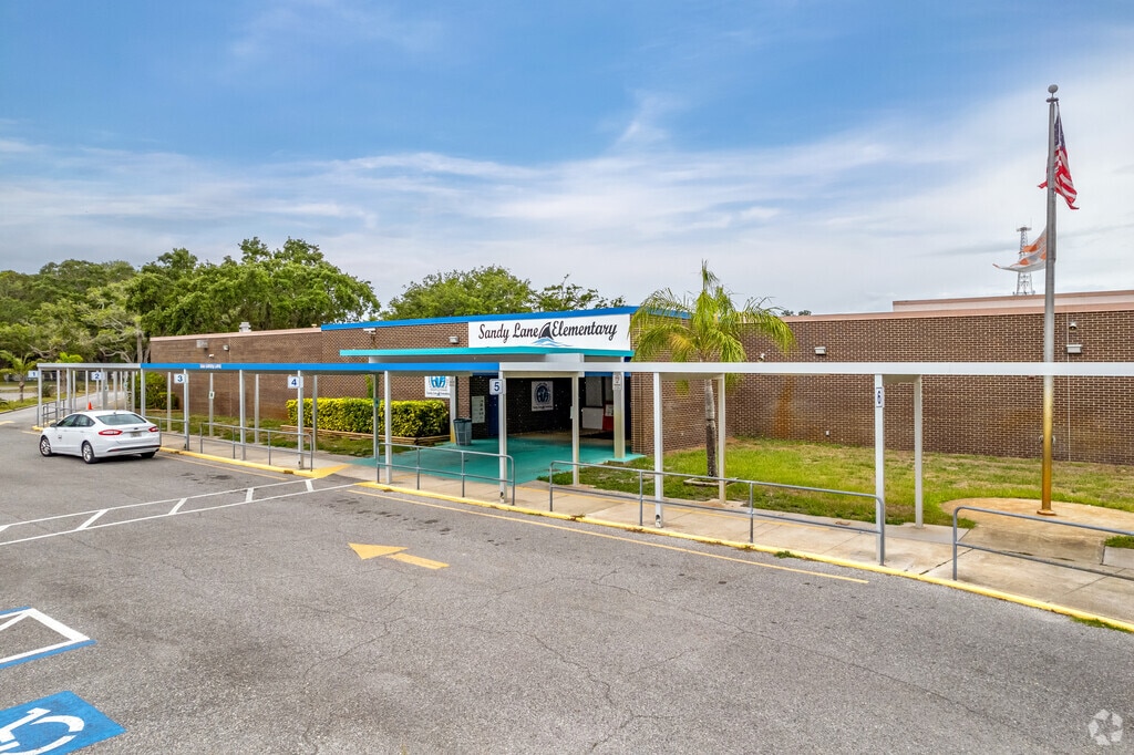 Young kids can attend the Sandy Lane Elementary School in the North Clearwater neighborhood.