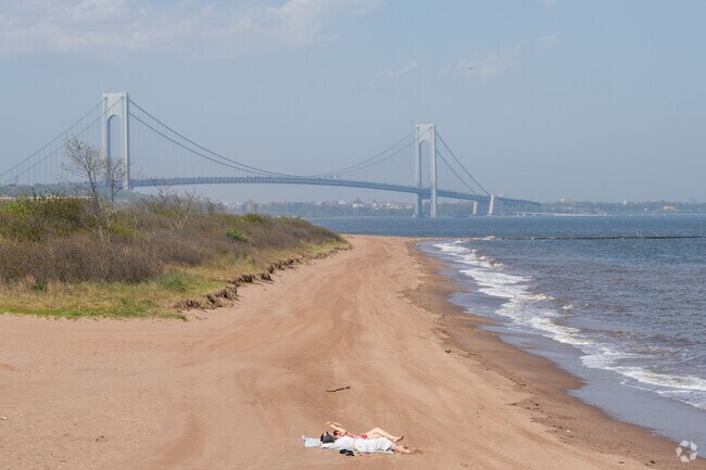 Ocean Breeze is a small neighborhood along the water near the Verrazzano-Narrows Bridge.