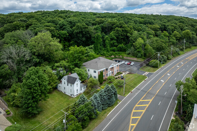 Guidepost Montessori at Bridgewater
is a private school located in Martinsville, NJ.