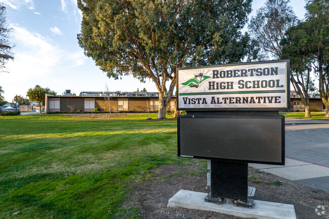 Welcome sign to the Robertson High (Continuation) School.