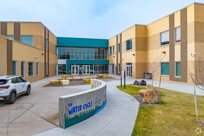 Madison Elementary School is a Public Elementary School in Broadview, Greeley CO.