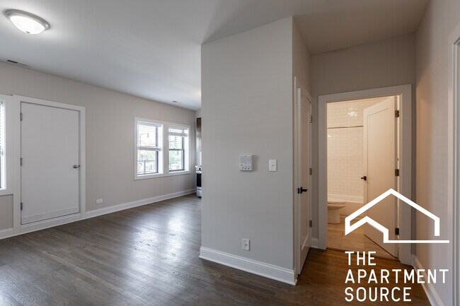 3405 W Fullerton Ave unit 3, Chicago, IL 60647 - photo 7