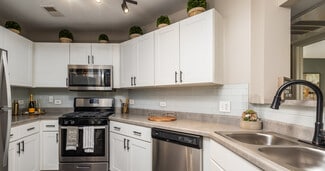 3750 E New York St, Aurora, IL 60504