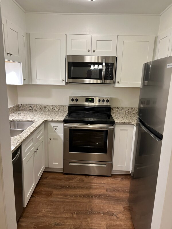 116 Engleman Ave unit E, Burlington, NC 27215 - photo 2