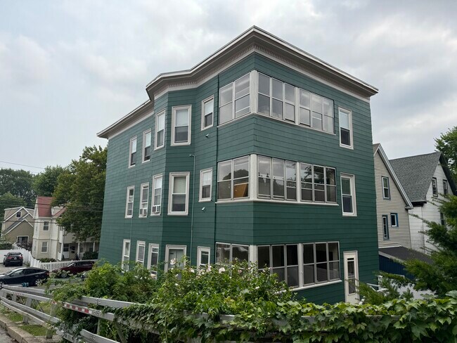 29 Cameron Ave unit 3, Somerville, MA 02144 - photo 2