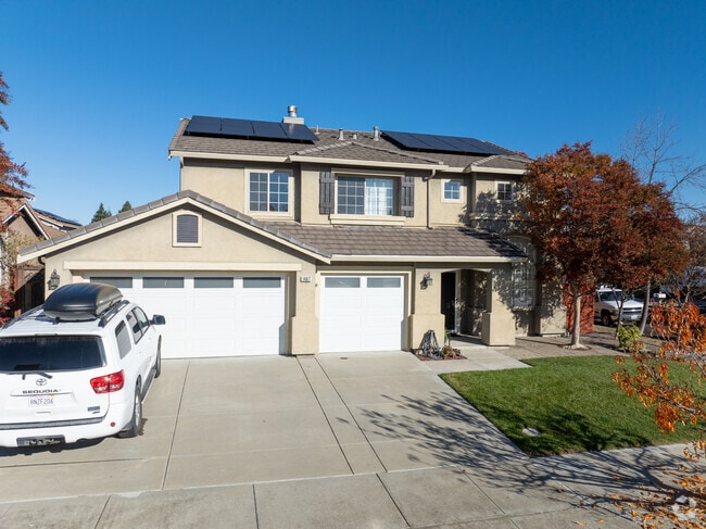 Elegant craftsman home featuring clean lines in Gilroy.