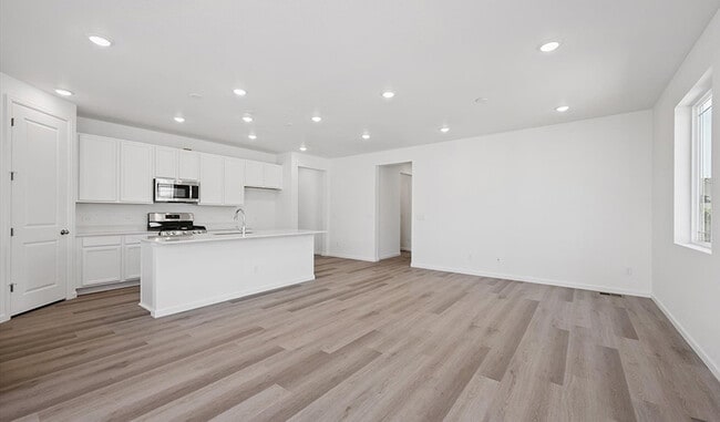 6606 N Nepal St, Aurora, CO 80019 - photo 7