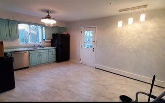 717 Squires Ave Unit Left, Endicott, NY 13760