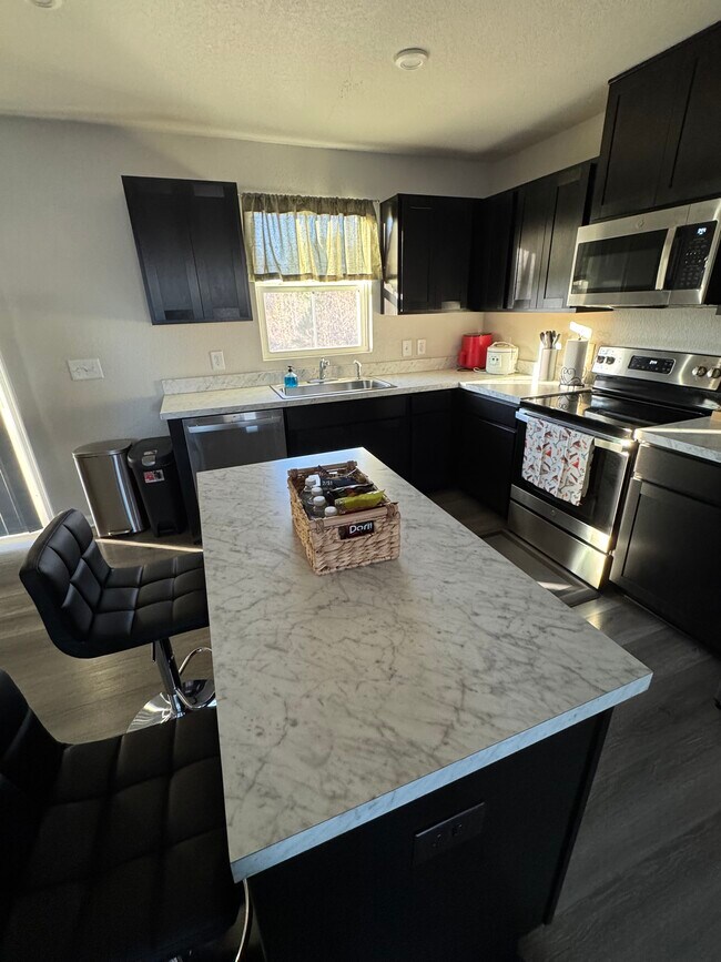 66 Clara Ct, Suffolk, VA 23434 - photo 7