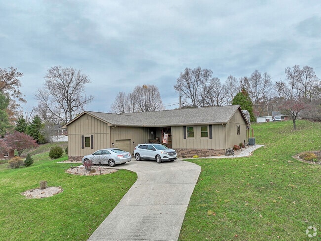 Mid century ranch styled homes are a beautiful edition to the Oakview-Blackburn community.