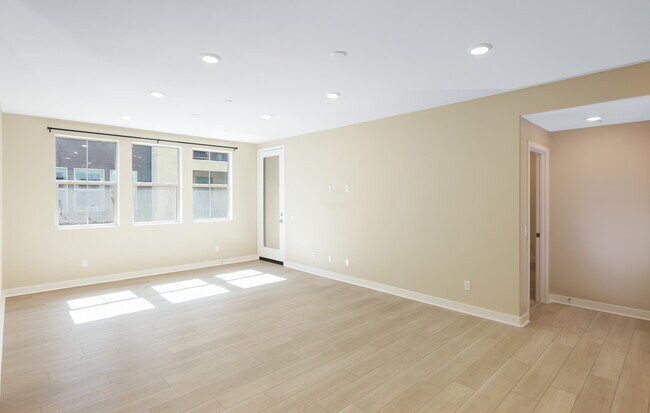 1100 Lasso Way unit 203, Mission Viejo, CA 92694 - photo 6