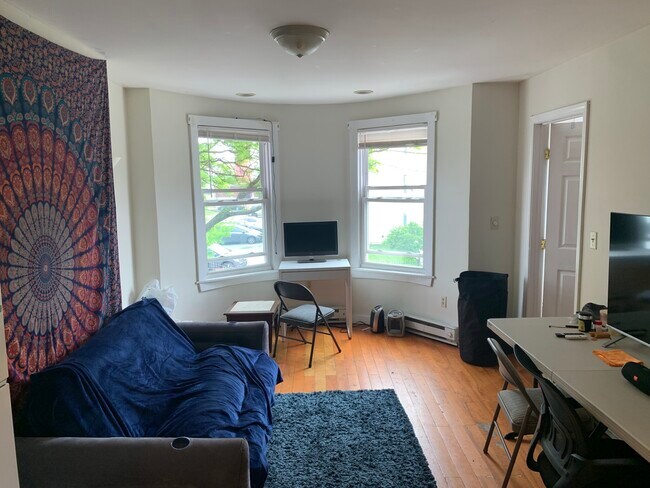 96 Hammond St unit 2, Roxbury Crossing, MA 02120 - photo 2