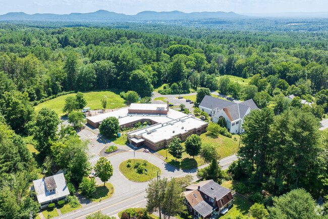 Pelham Elementary School offers a quality education to children living in Pelham.