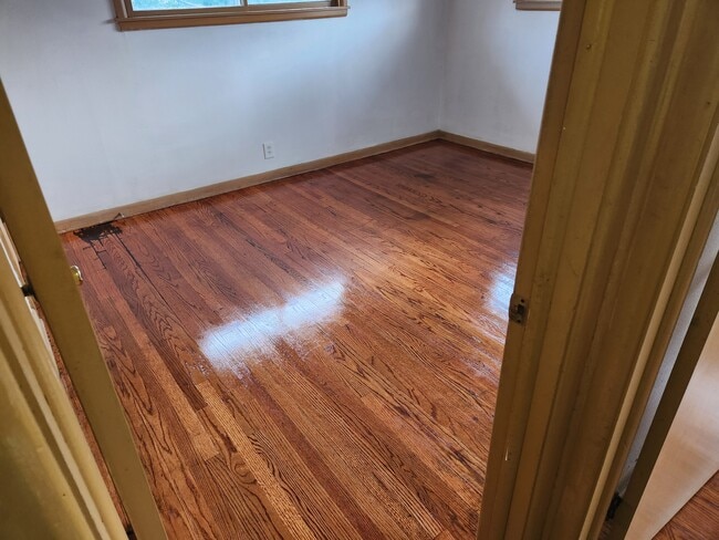 7223 W Lakefield Dr unit 3, Milwaukee, WI 53219 - photo 5