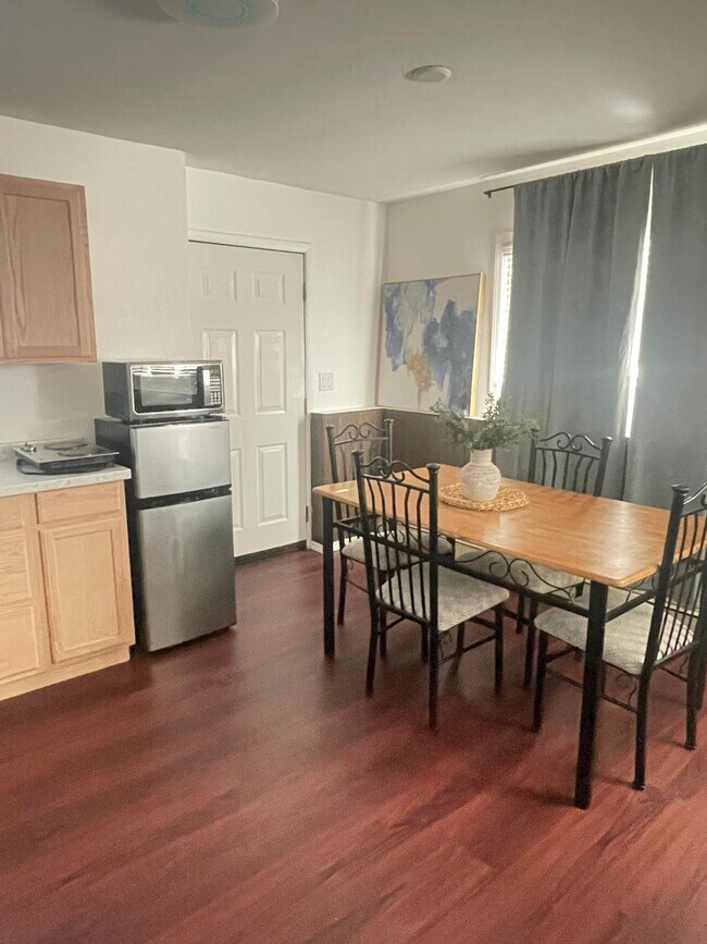 7001 Sherwood Ave unit 2, Anchorage, AK 99504 - photo 5