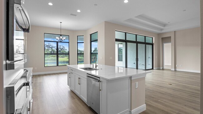 4508 Mondrian Ct, Sarasota, FL 34240 - photo 5