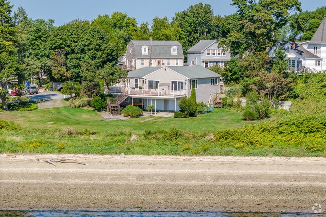 Relax in this Riverside waterfront home with amazing, unobstructed views and park access.