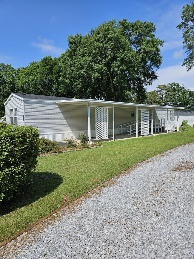 9380 Seabright Ave, Elberta, AL 36530 - photo 4