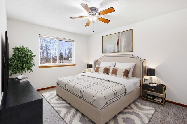 Oakridge Apartments, Mauston, WI 53948 - photo 2