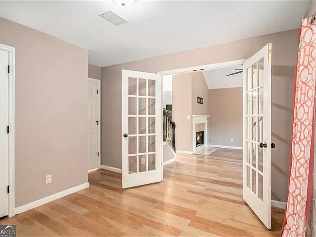 1264 Watercrest Cir, Lawrenceville, GA 30043 - photo 5