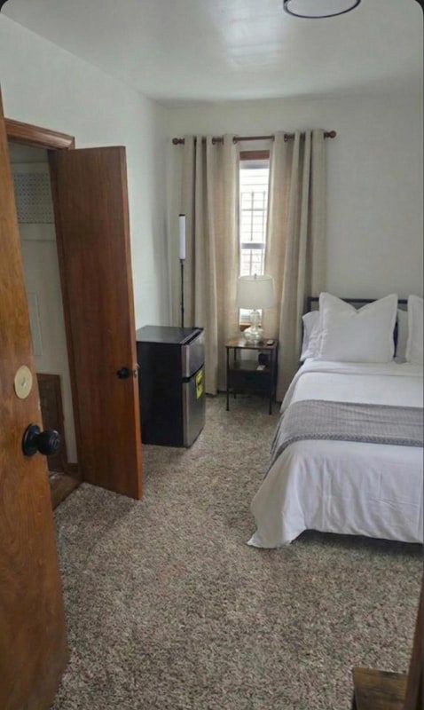 316 Halle Dr, Euclid, OH 44132