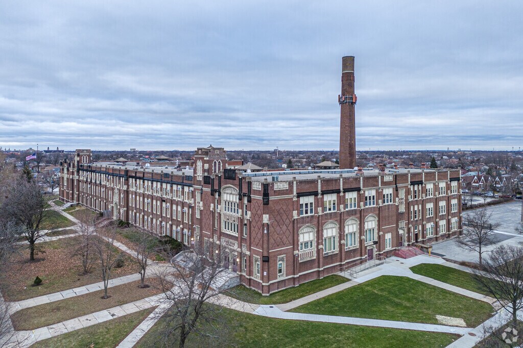 Gage Park High School, Rankings & Reviews