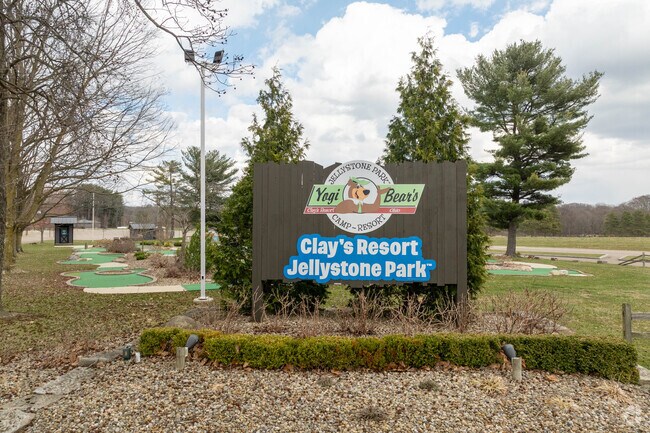 Clays Resort Jellystone Park in Canal Fulton, Ohio offers a waterpark, concert venue, and both camping and cabin rentals.