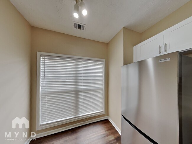 3822 Austin Park Ln, Decatur, GA 30032 - photo 6