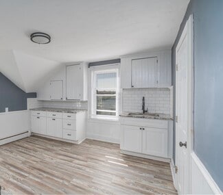 14 Winthrop Ave Unit 3, Providence, RI 02908