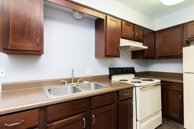 Fircrest Apartments, Amarillo, TX 79109 - photo 4