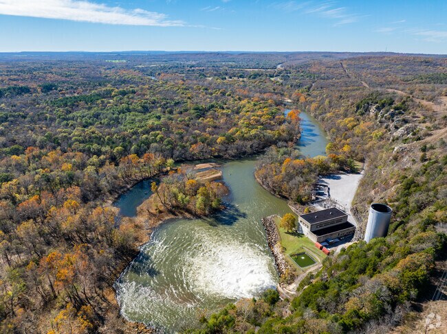 The lower Illinois river is in the North section of Redbird Smith.