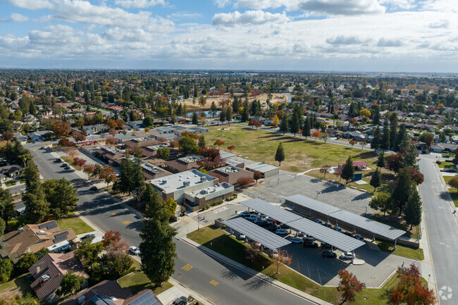 Leo B Hart Elementary has a 22:1 student-teacher ratio.