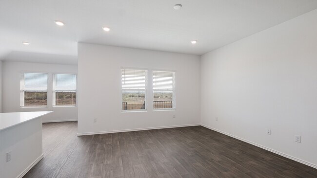 13412 Roughstock Way unit 36199663, Mustang Ridge, TX 78610 - photo 5