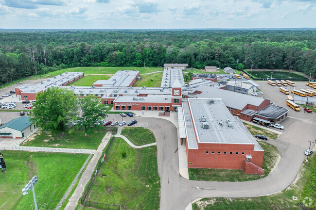 McLaurin High School has earned an A- rating on Niche's website.