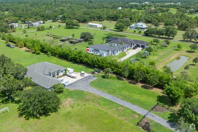 Residents enjoy a serene environment with a strong sense of community, where neighbors know each other despite the large distances between homes.