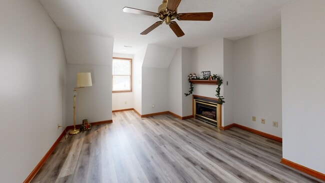 4163 W Meadowvale Dr, Bloomington, IN 47404 - photo 3