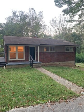 110 Randolph Place E, Lynchburg, VA 24503