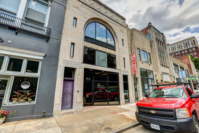 302 E Grace St unit 202, Richmond, VA 23219 - photo 2