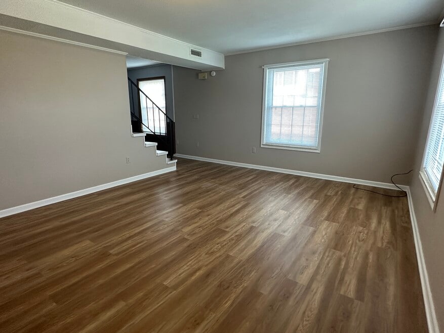 Living Rm