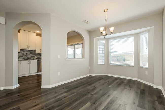 12527 Evington Point Dr, Riverview, FL 33579 - photo 7