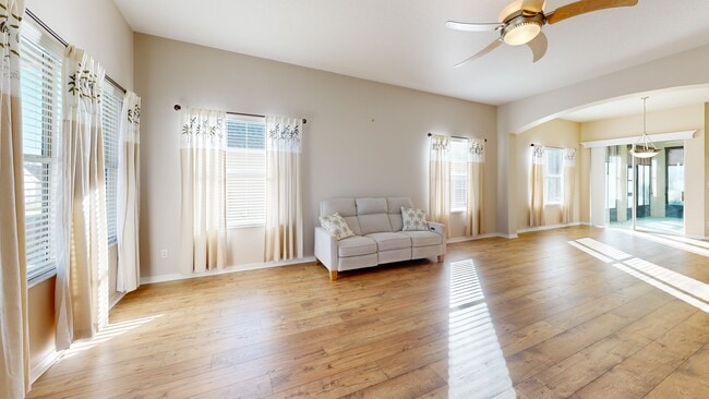 3605 Mount Hope Loop, Leesburg, FL 34748 - photo 2