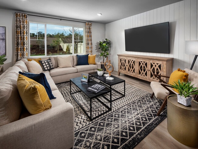 19541 Hanging Rock Rd unit 37077120, Lake Elsinore, CA 92532 - photo 5