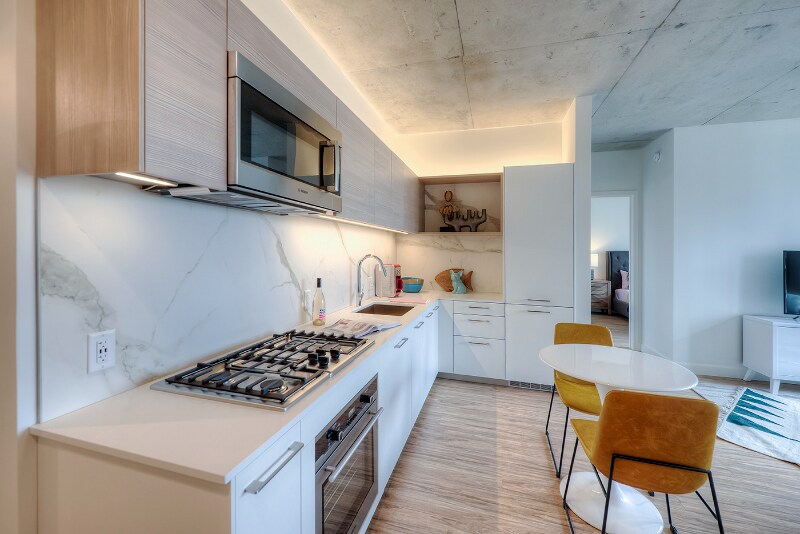 125 N Desplaines St, Chicago, IL 60661 - photo 1