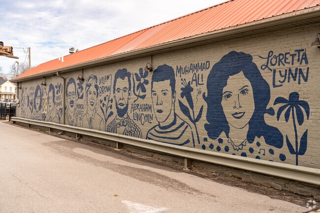 Elizabethtown has connections to lots of famous people.