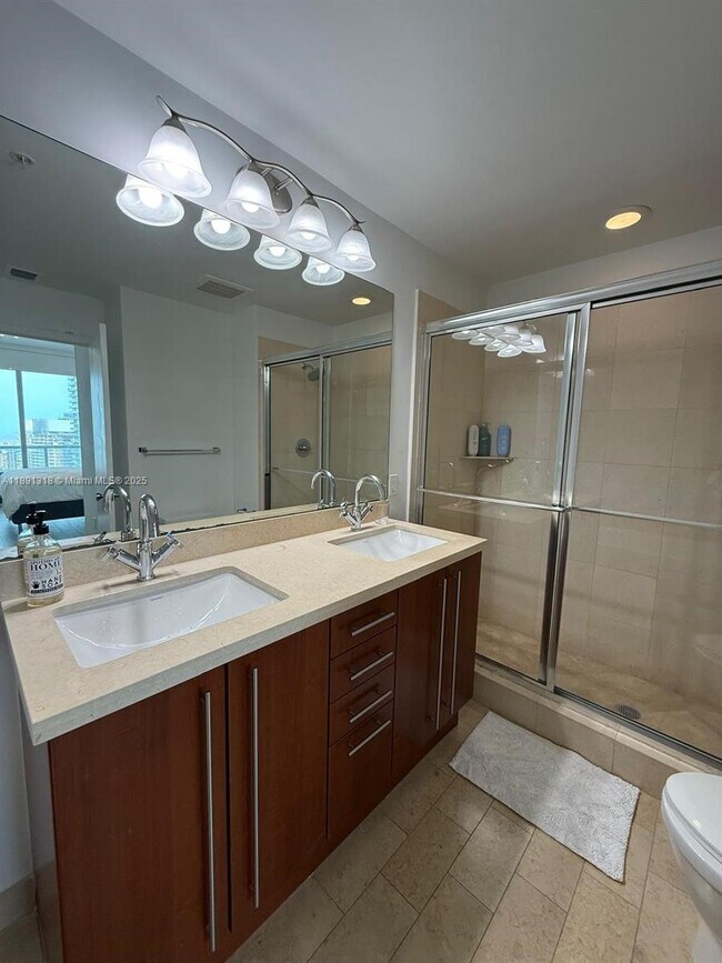 Axis at Brickell Village unit 3522-N, Miami, FL 33130 - photo 7
