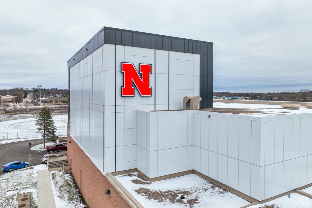 North Senior High School is an above average, public school located in North Saint Paul, MN.