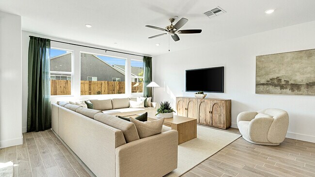 8222 Caragh Lake Ave, Bakersfield, CA 93311 - photo 7