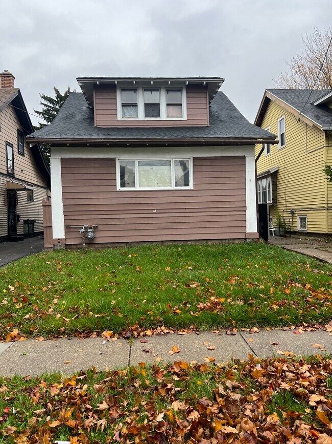 35 Poultney Ave, Buffalo, NY 14215