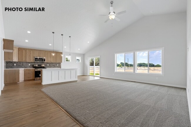 366 Cub Dr unit 38759459, Fruitland, ID 83619 - photo 2